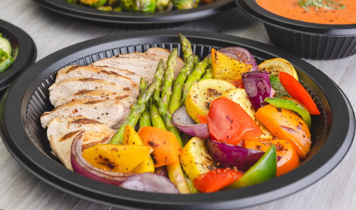 Bagaimana Kotak Sushi Melingkar yang Dapat Terdegradasi menangani kelembapan dan pengembunan dari sushi yang baru dibuat?